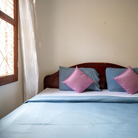Makers Guesthouse Siem Reap Exteriör bild