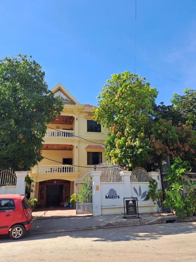 Makers Guesthouse Siem Reap Exteriör bild
